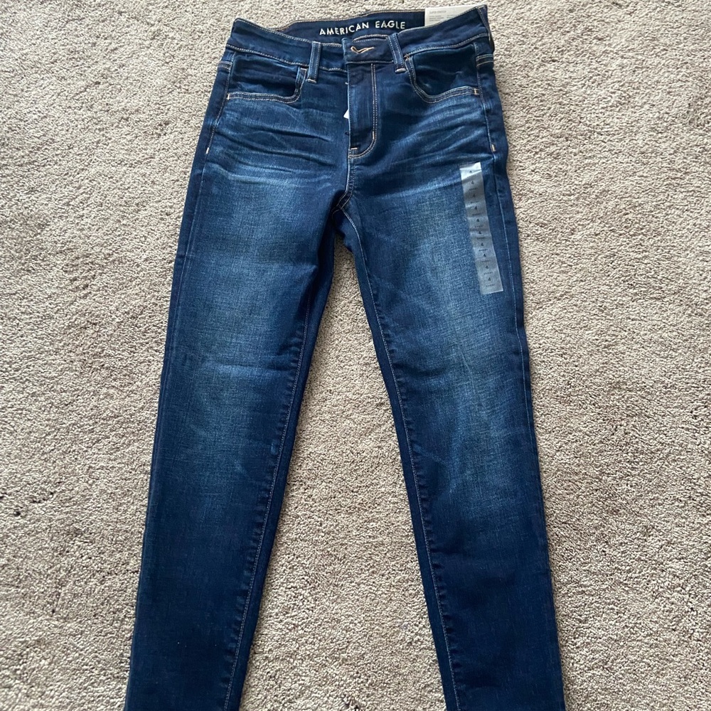 BRAND NEW American Eagle Jeans